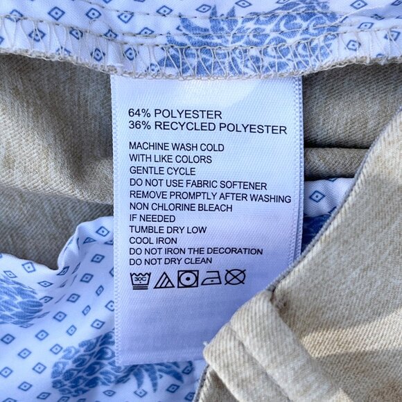 Tommy Bahama Mens Shorts Beige Shorts Stretch Extra Zip Pocket Feature Size 42 - Picture 4 of 6